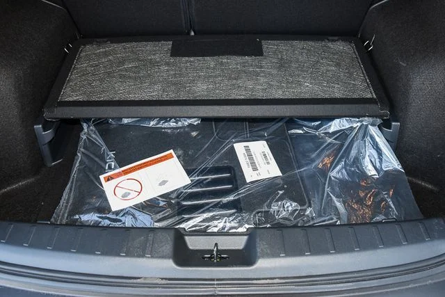 New 2026 Gun Metallic / Scarlet Ember Tintcoat Two-tone Nissan SR image 22