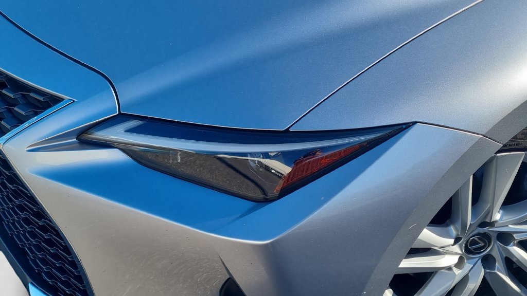 Used 2022 Silver Lexus 300 image 7