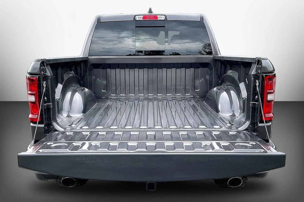 New 2026 Granite Crystal Metallic Clearcoat RAM Warlock image 21