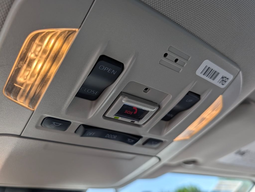 2022 Toyota Highlander Limited - Photo 27