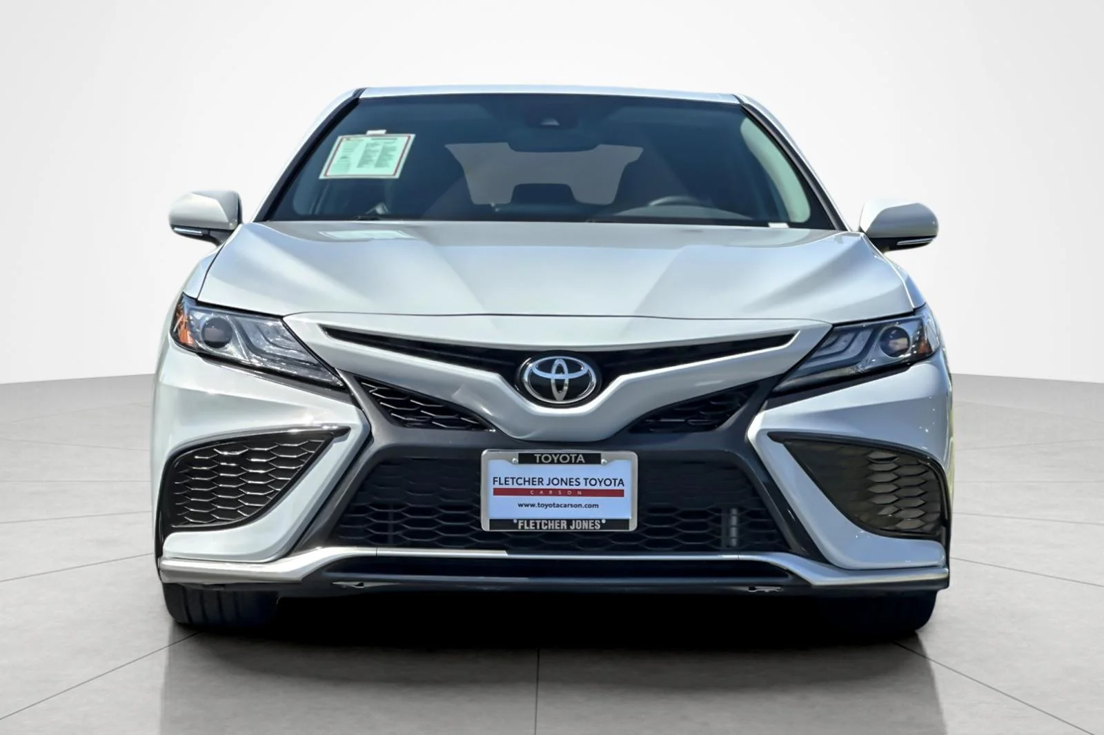 Used 2022 Ice Edge Toyota XSE image 8