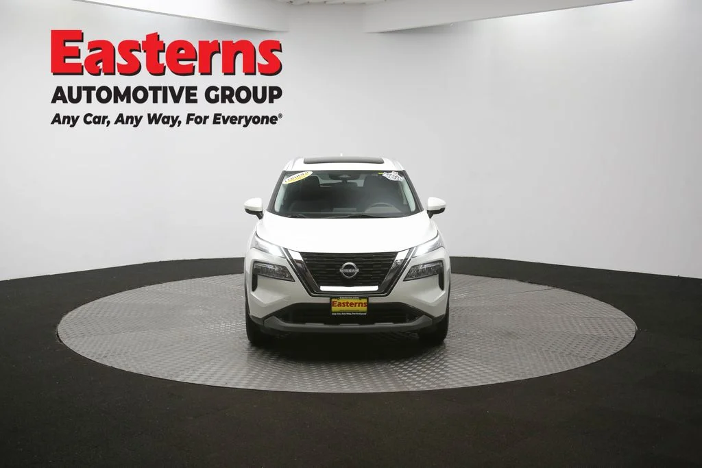 Used 2023 White Nissan SV image 54