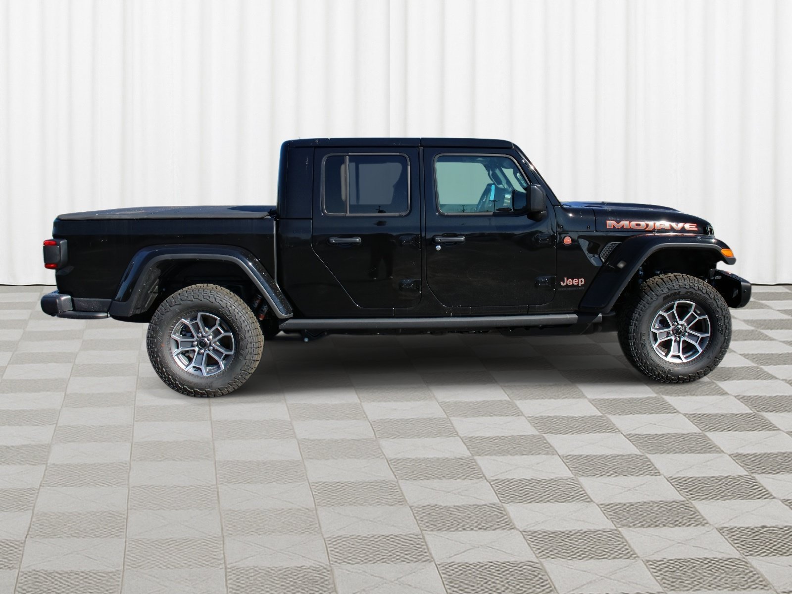 New 2027 Black Clear-Coat Paint Jeep Mojave X image 33