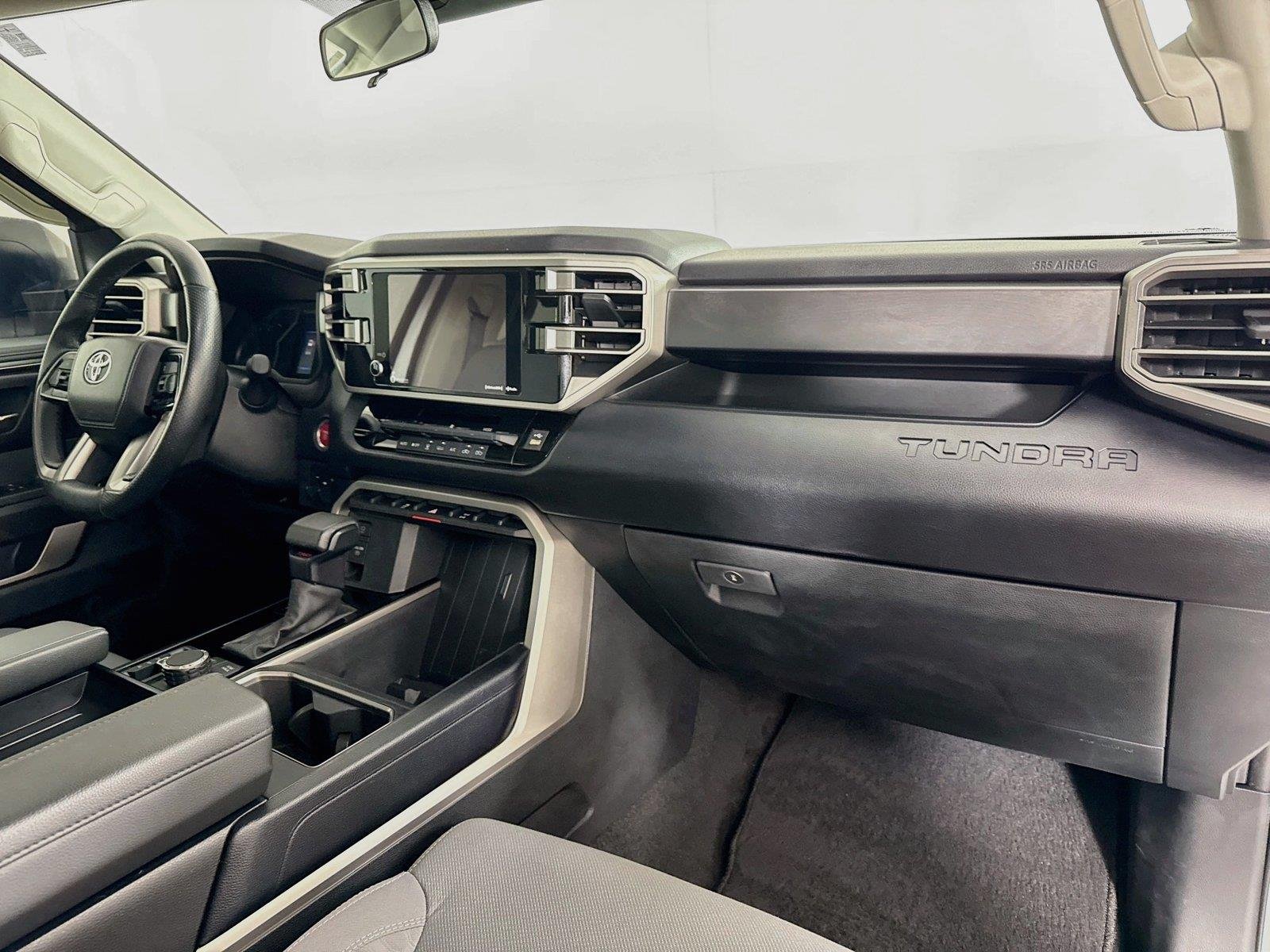 Used 2024 Ice Cap Toyota SR5 image 41