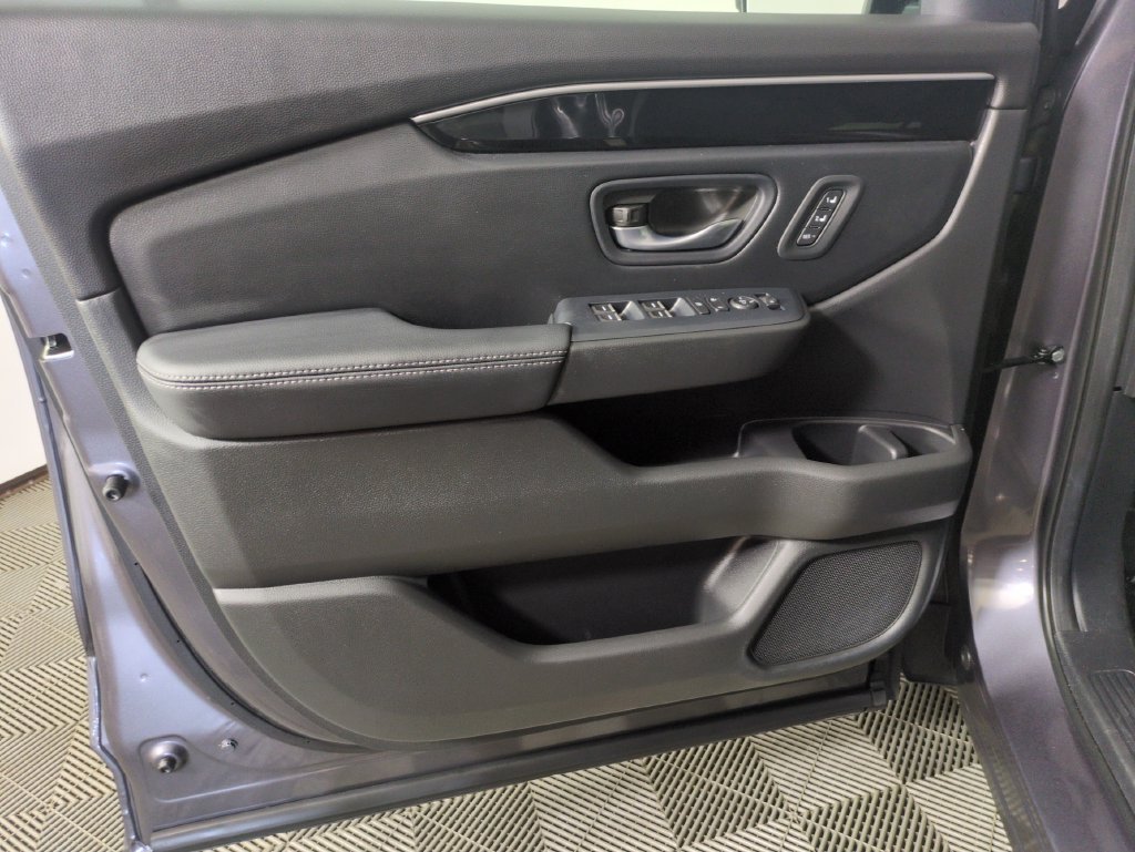 2025 Honda Pilot EX-L - Photo 15