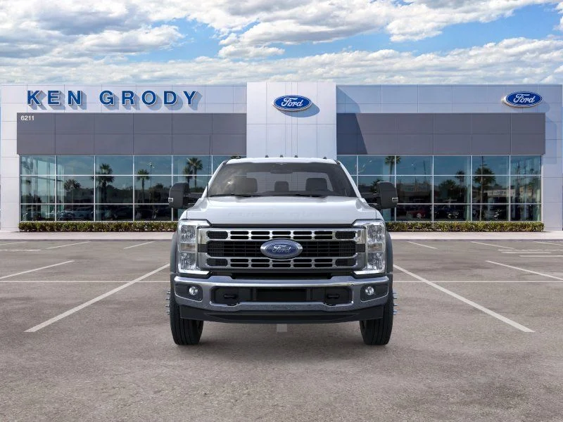 New 2026 Oxford White Ford XL image 7