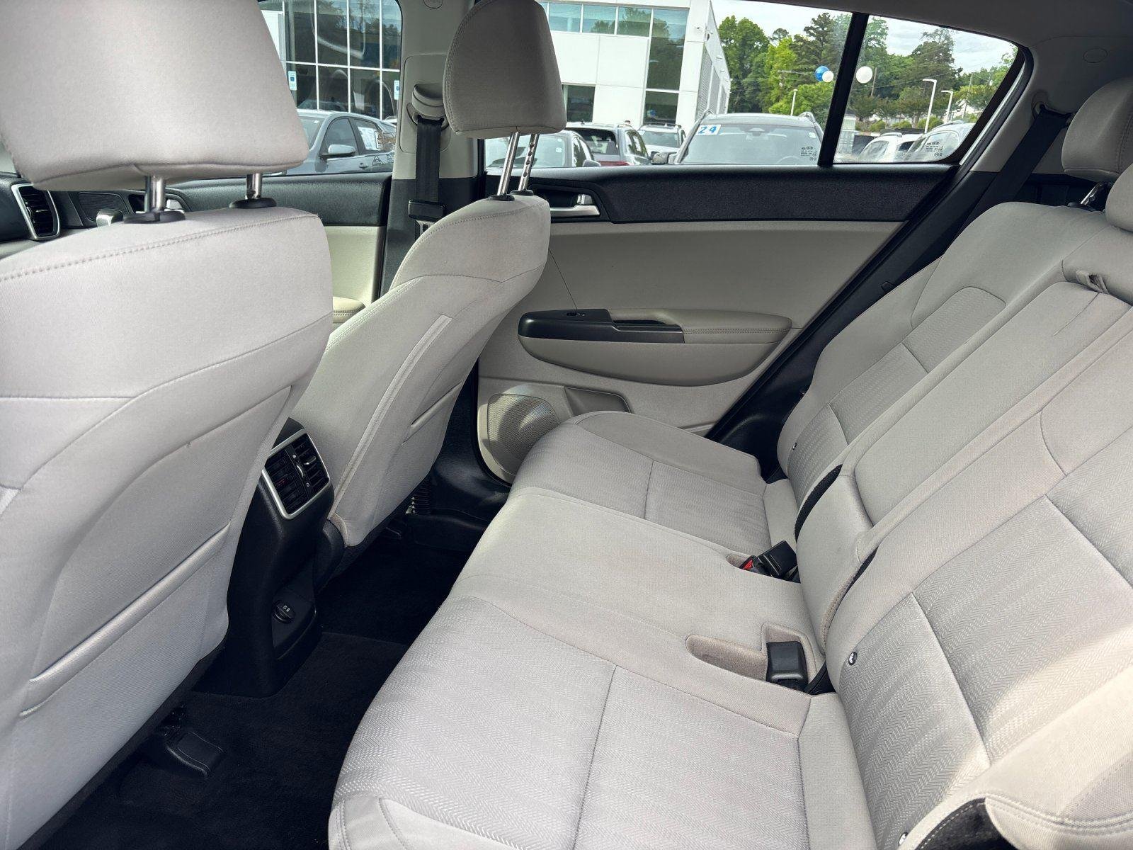 Used 2021 Sparkling Silver Kia LX image 32
