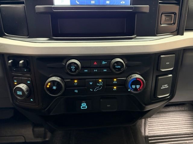 New 2026 Oxford White Ford F-250® XLT image 37