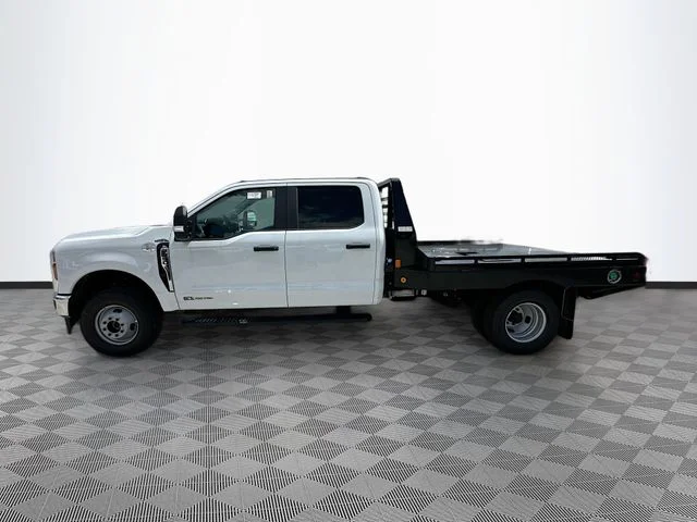 New 2026 Oxford White Ford XL image 3