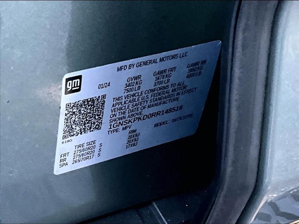 Used 2024 Green Chevrolet Z71 image 34