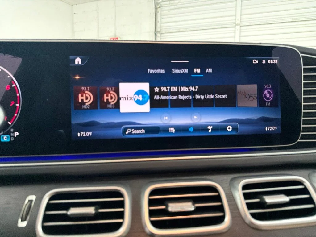 Certified Used 2024 White Mercedes-Benz GLE 450 image 19