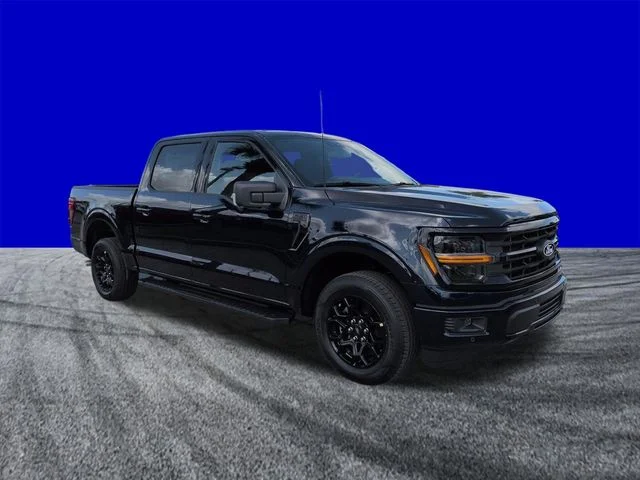 New 2026 Antimatter Blue Metallic Ford XLT image 2