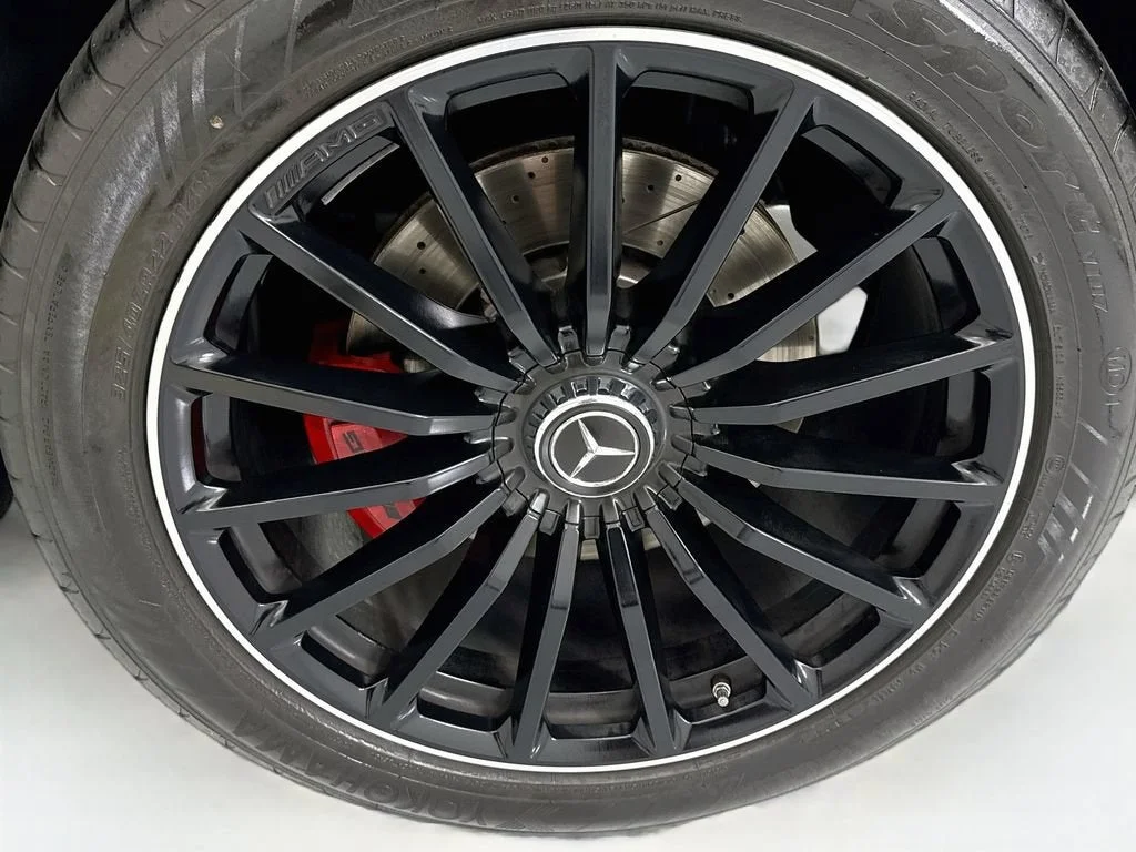 Used 2025 Gray Mercedes-Benz AMG® GLS 63 image 30