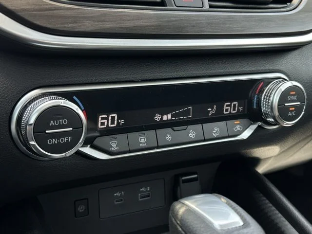 New 2026 Scarlet Nissan 2.5 SV image 38