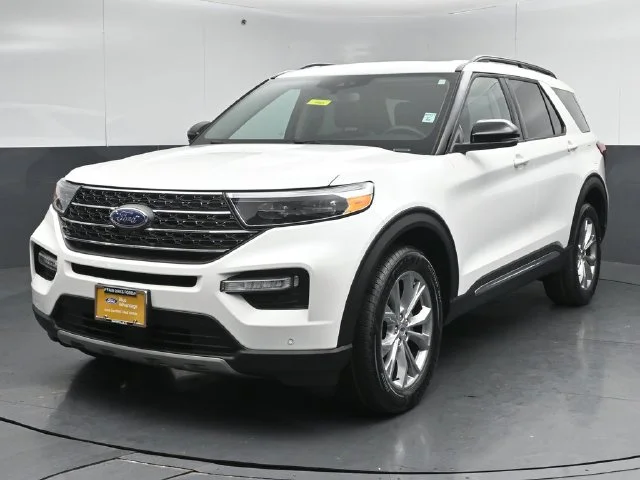 Certified Used 2024 Star White Ford XLT image 3