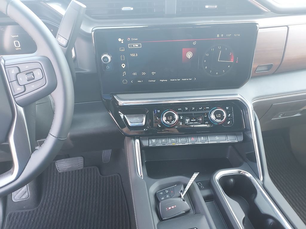 Used 2025 Black GMC Denali Ultimate image 20