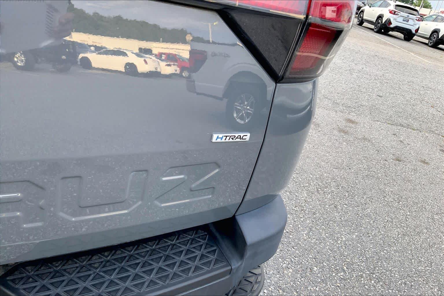 Used 2023 Hampton Gray Hyundai SEL image 10