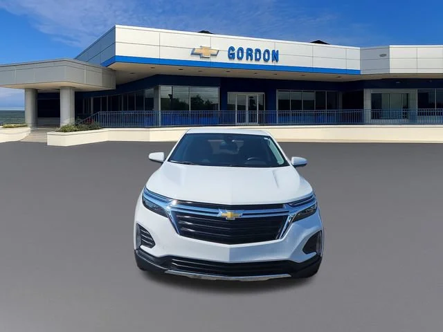 Used 2024 Summit White Chevrolet LT image 8