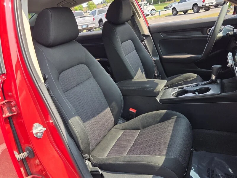 Used 2024 Rallye Red Honda LX image 17