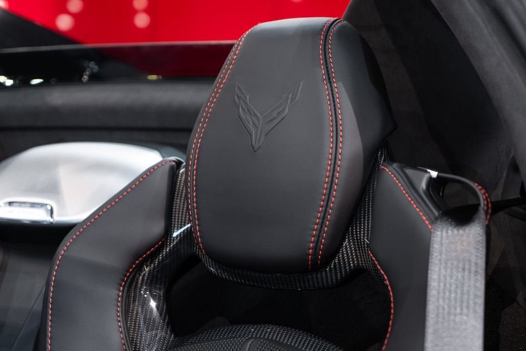 Used 2025 Black Chevrolet Z06 image 6