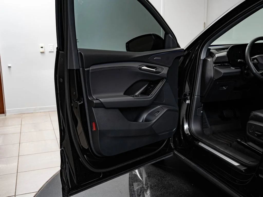 Used 2025 Mythos Black Metallic Audi Premium Plus image 27