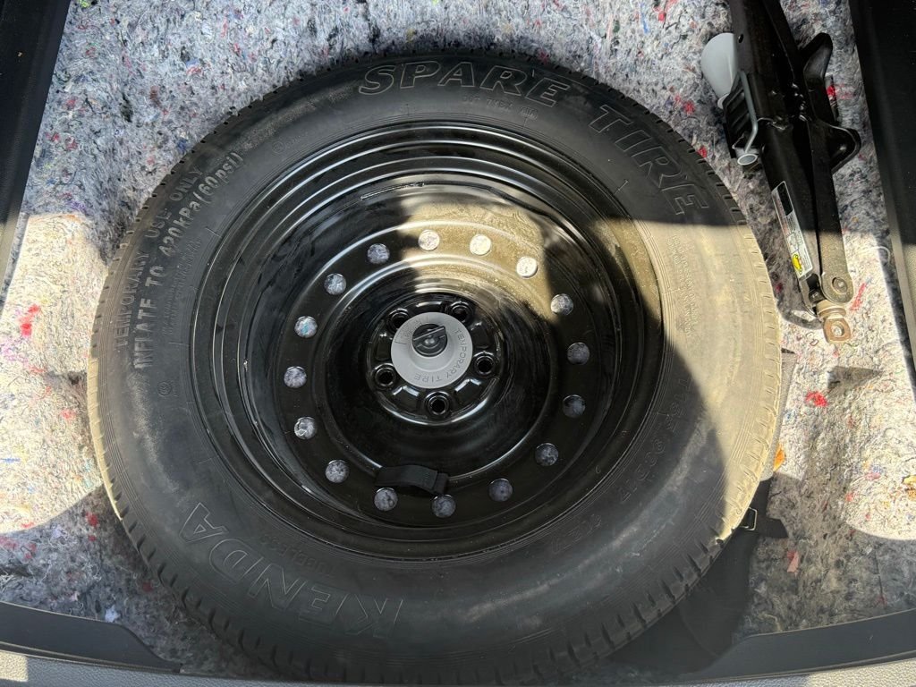Used 2024 Gray Honda EX image 34