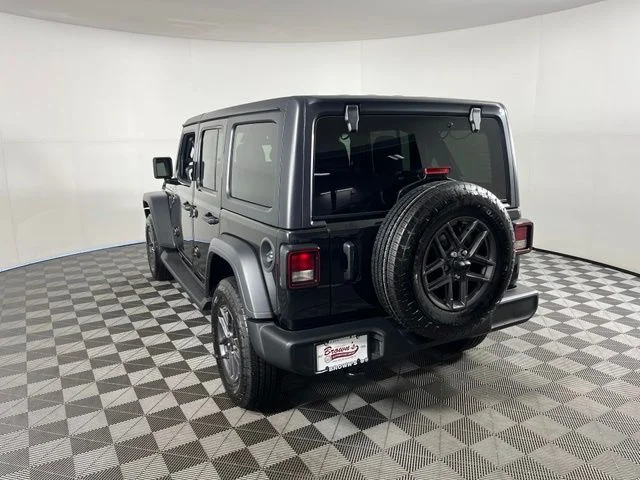 Used 2026 Black Jeep Sport S image 5