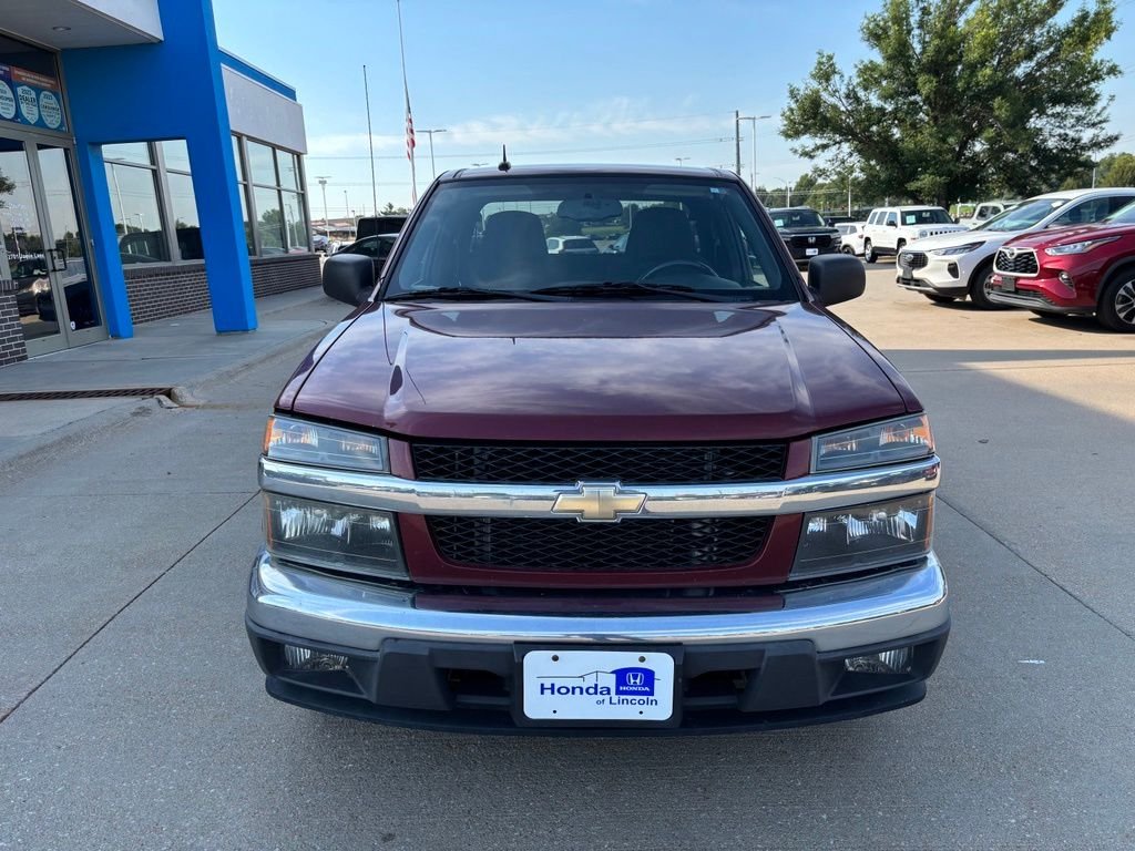 Used 2008 Deep Ruby Metallic Chevrolet LT RWD image 2