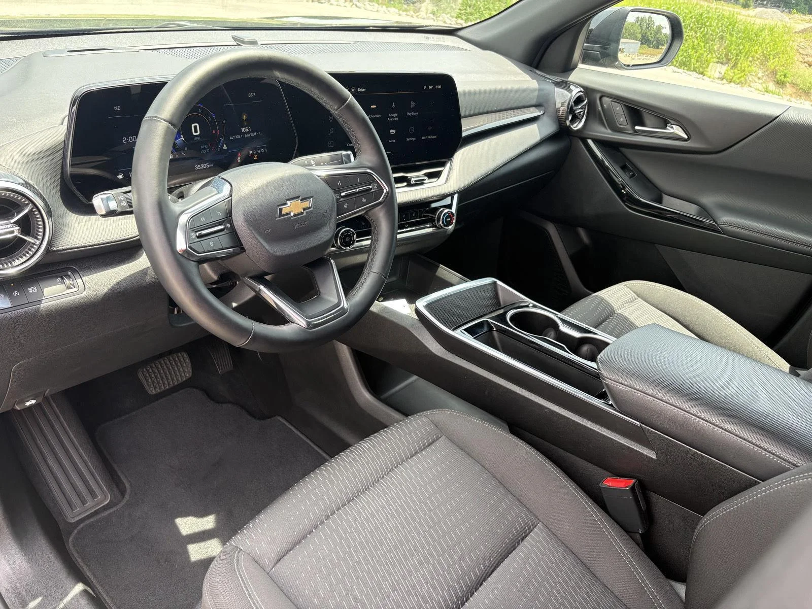 Used 2025 Mosaic Black Metallic Chevrolet FWD LT image 9