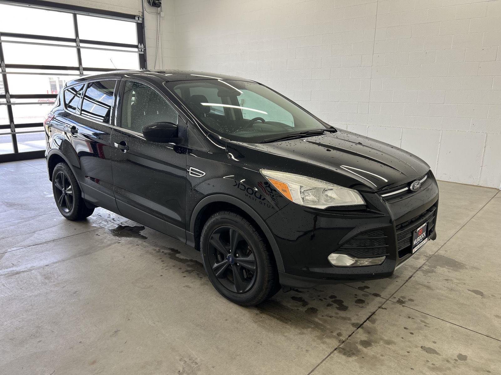Used 2016 Shadow Black Ford SE image 5