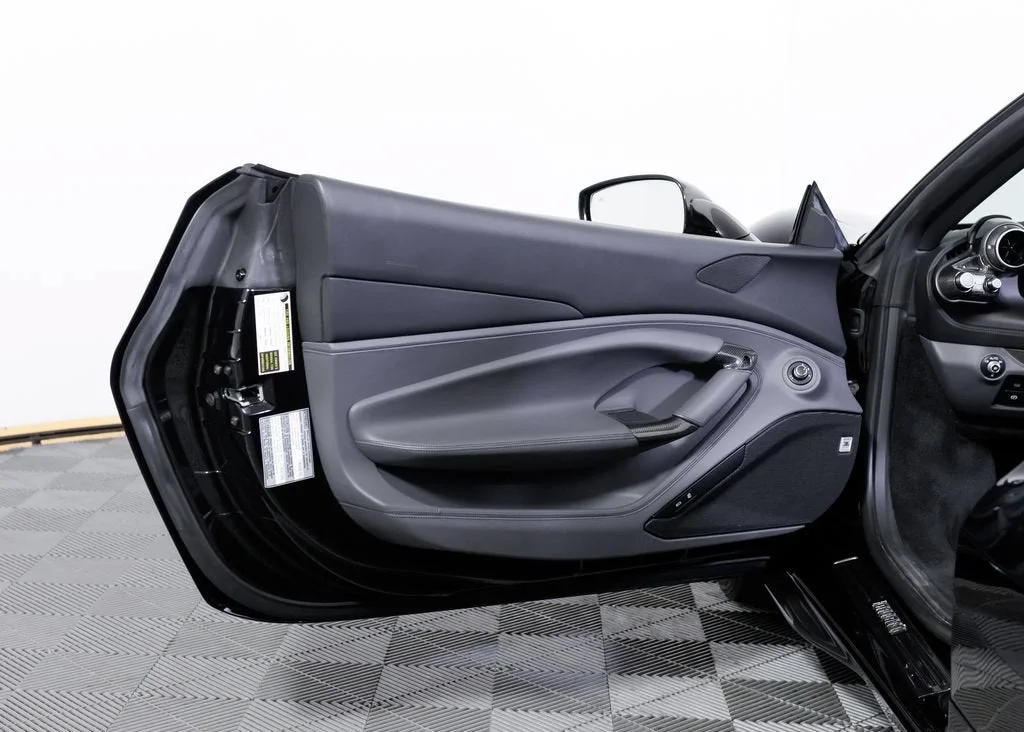 Certified Used 2022 Nero Ferrari Base image 23