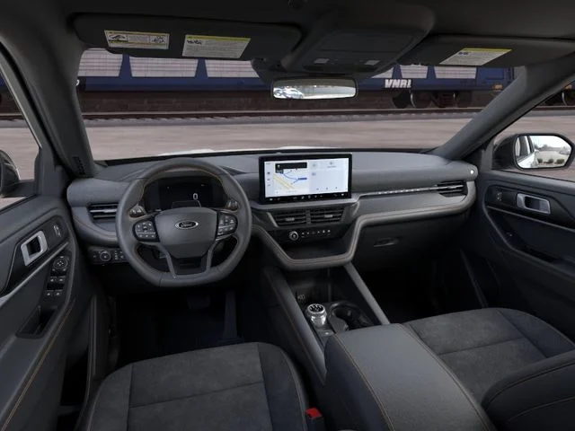New 2026 Space White Metallic Ford Tremor image 9