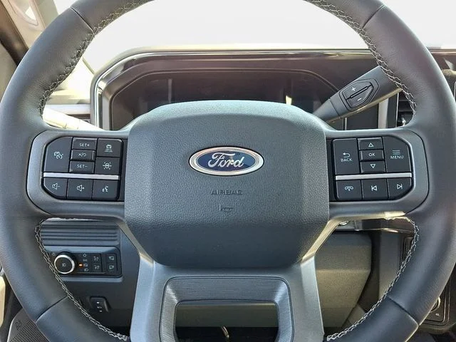 New 2026 Glacier Gray Metallic Tri-Coat Ford Lariat image 13