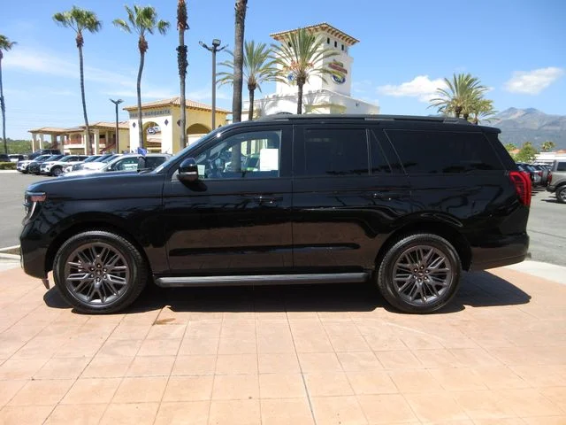 2026 Ford Expedition Platinum 4x4's photo