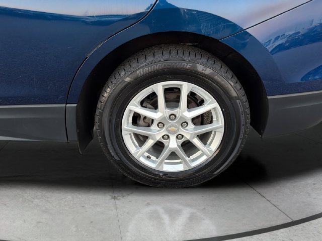 Used 2023 BLUE GLOW METALLIC Chevrolet LT image 32