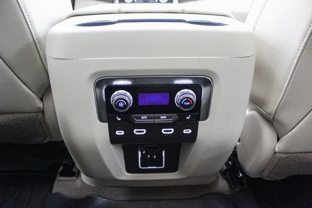 2024 GMC Yukon XL Denali - Photo 25