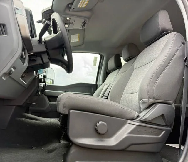 New 2026 Avalanche Ford F-350® XL image 15