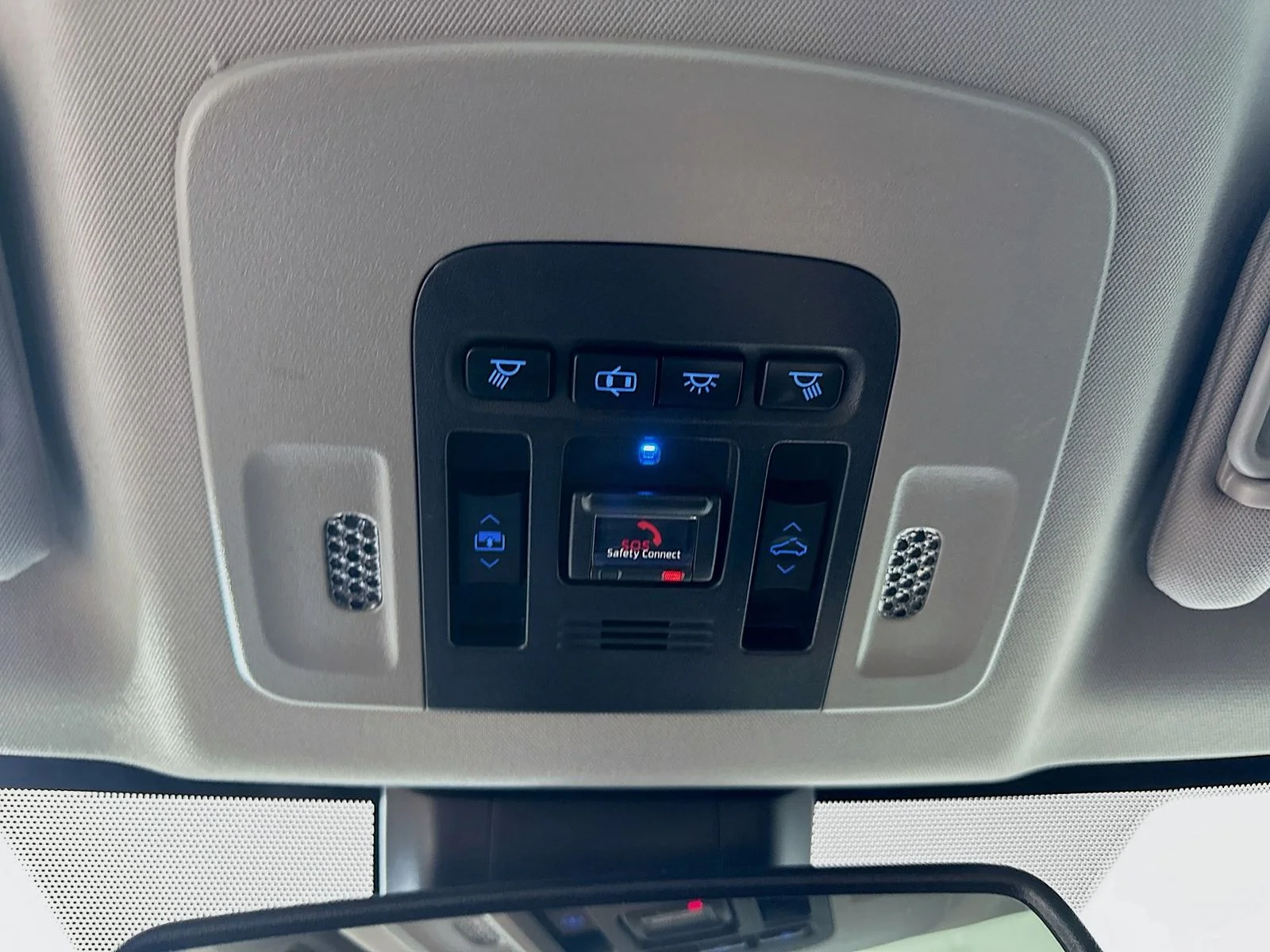 Used 2020 Beige Toyota  image 29
