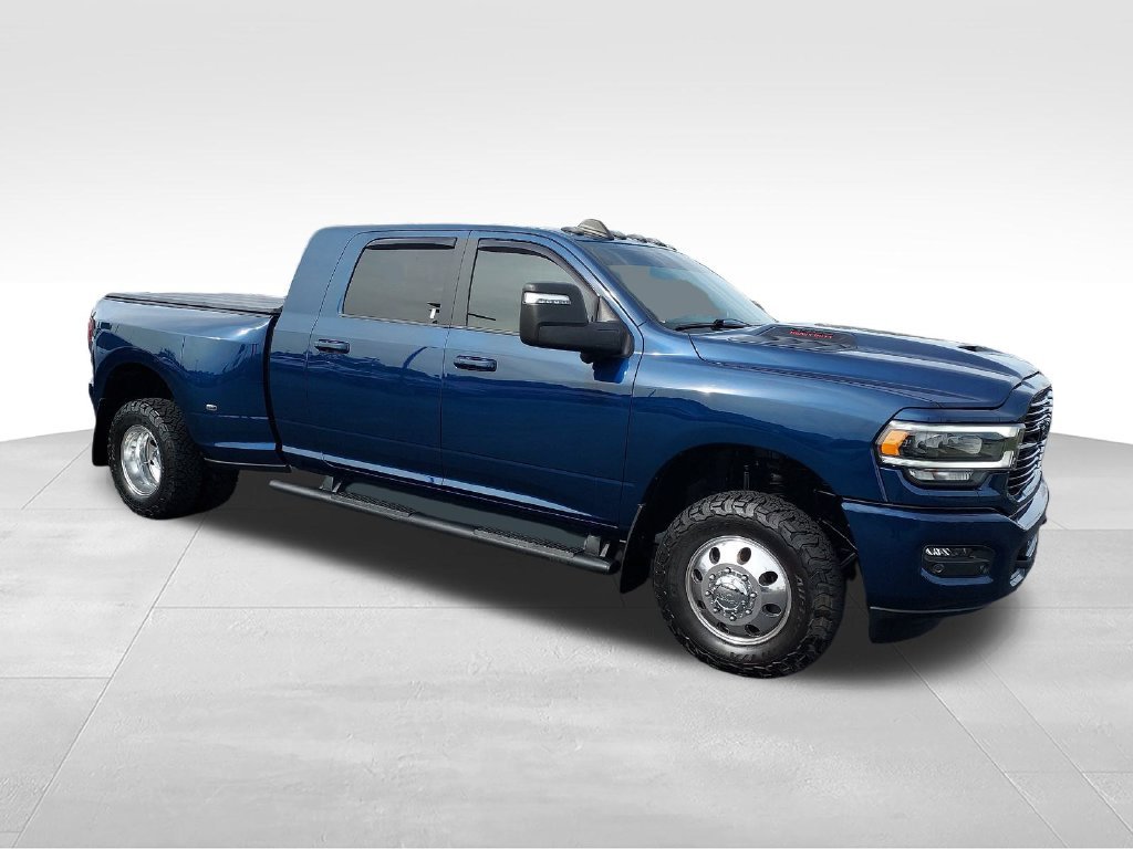 Used 2024 Blue Ram Laramie image 7