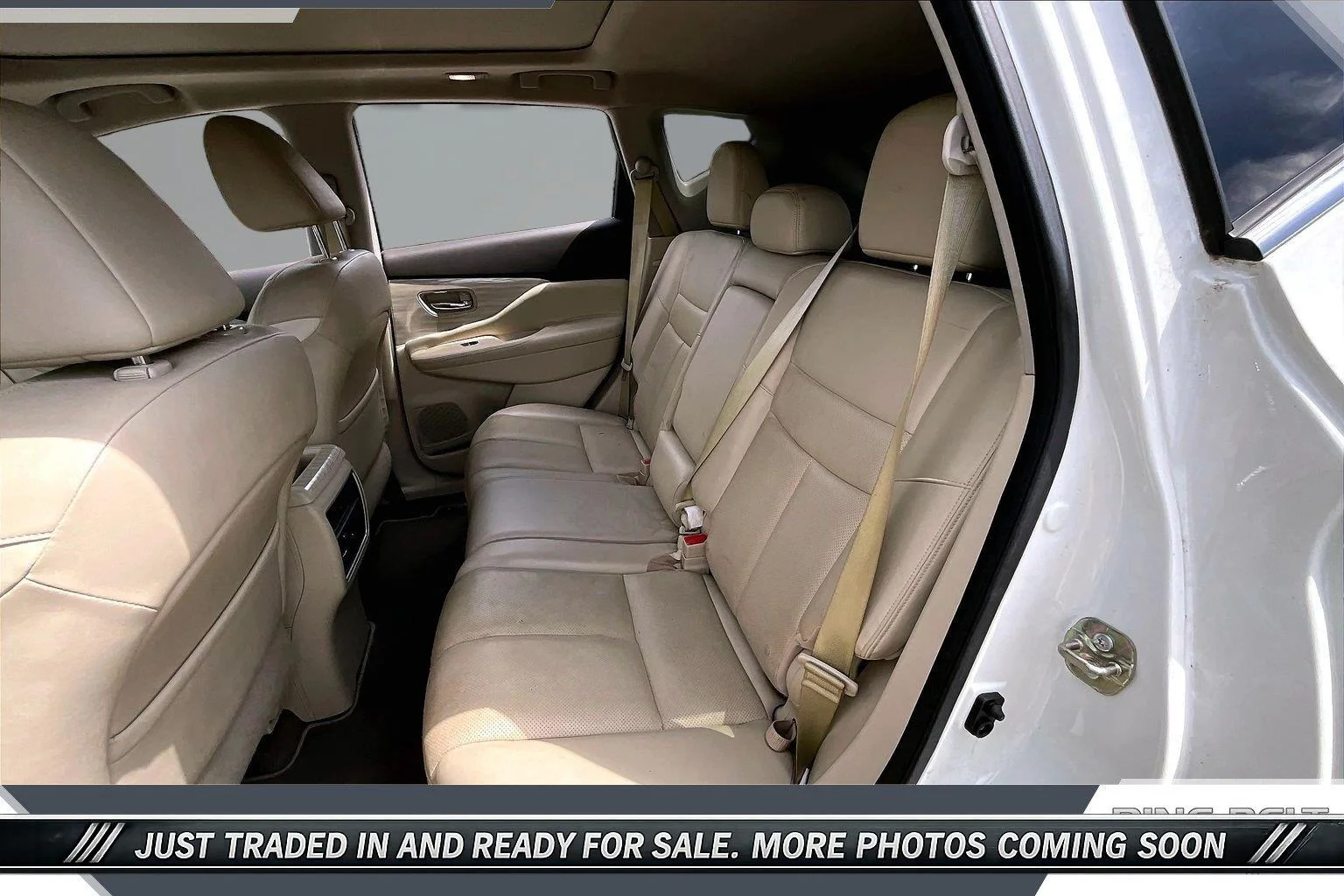 Used 2017 Pearl White Nissan SL image 19