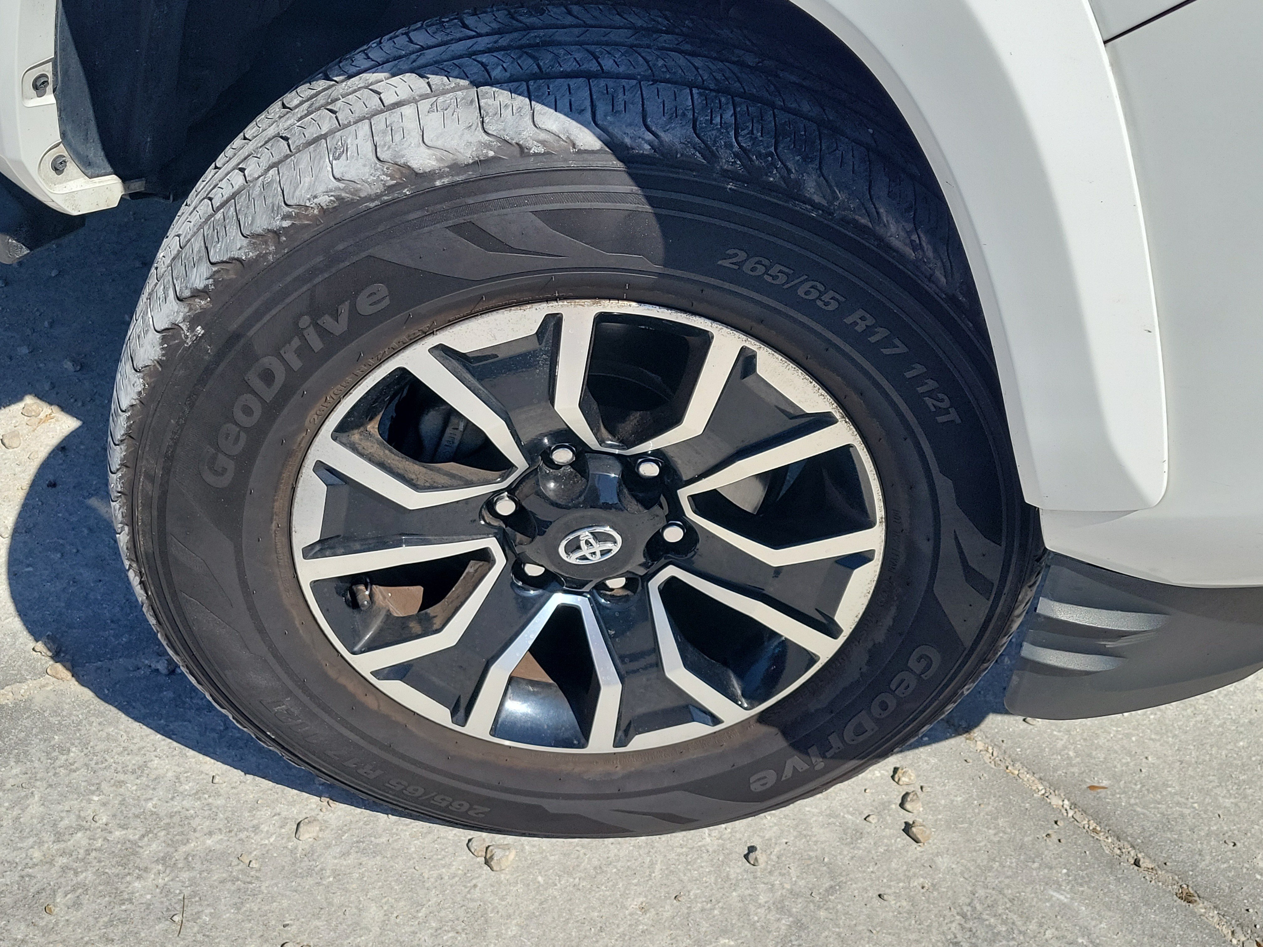 Used 2022 White Toyota SR image 8