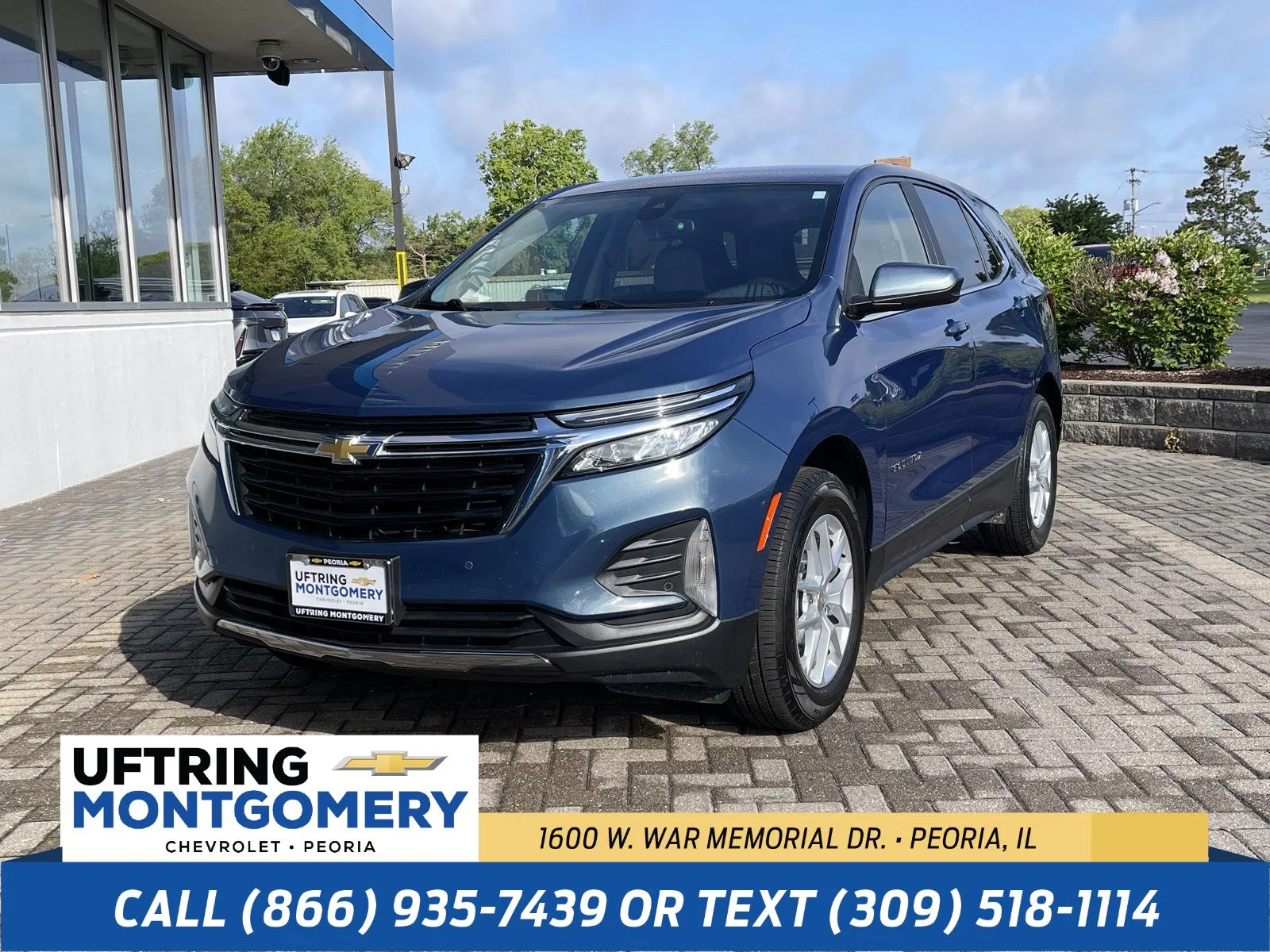 Used 2024 Lakeshore Blue Metallic Chevrolet LT image 1