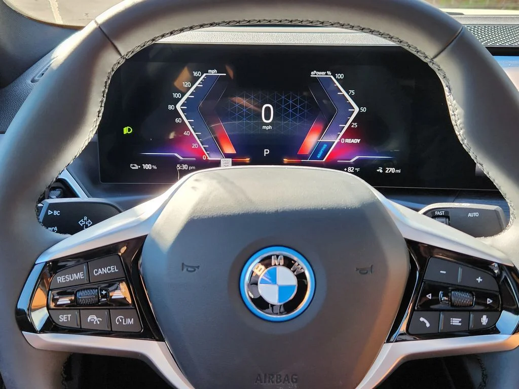 New 2026 Alpine White BMW xDrive40 image 12