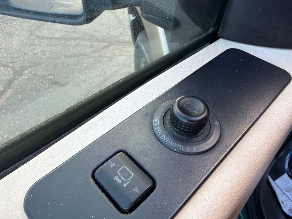 Used 2011 Forest Green Metallic Ford Lariat image 12