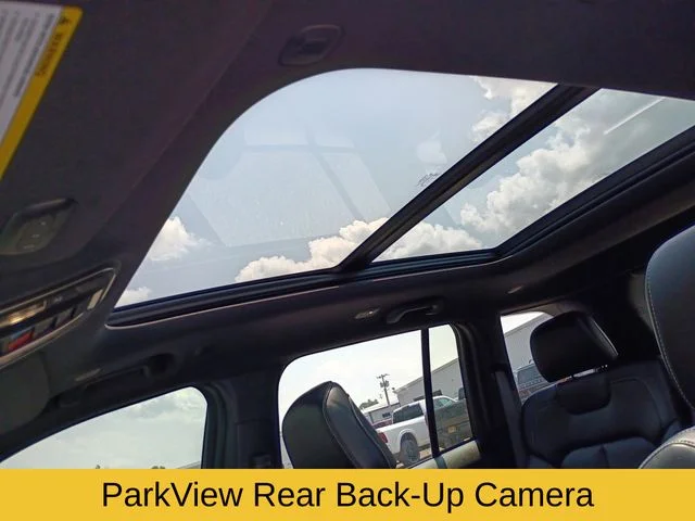 Used 2025 White Jeep Limited image 21