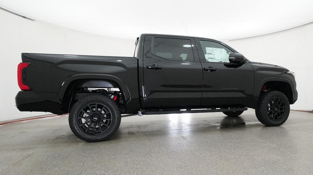 New 2026 Midnight Black Metallic Toyota SR5 image 15