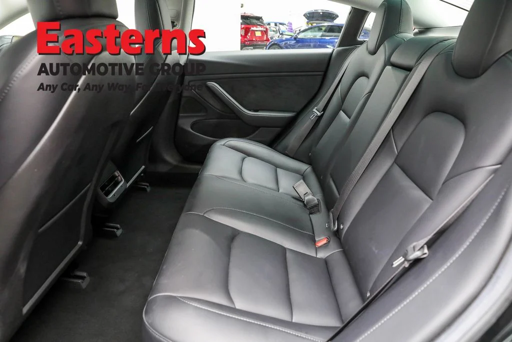 Used 2018 Black Tesla Long Range image 19