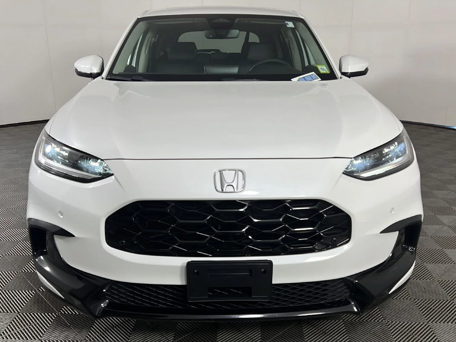Used 2023 Platinum White Pearl Honda EX-L image 23
