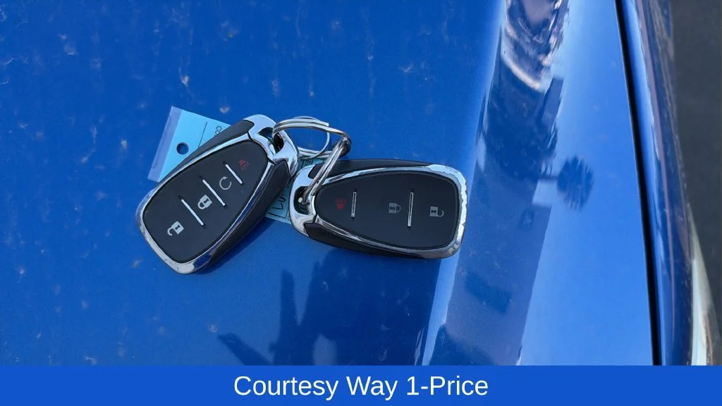 Used 2019 KINETIC BLUE METALLIC Chevrolet LT image 13