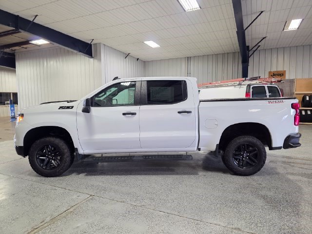 Used 2024 Summit White Chevrolet Custom Trail Boss image 4